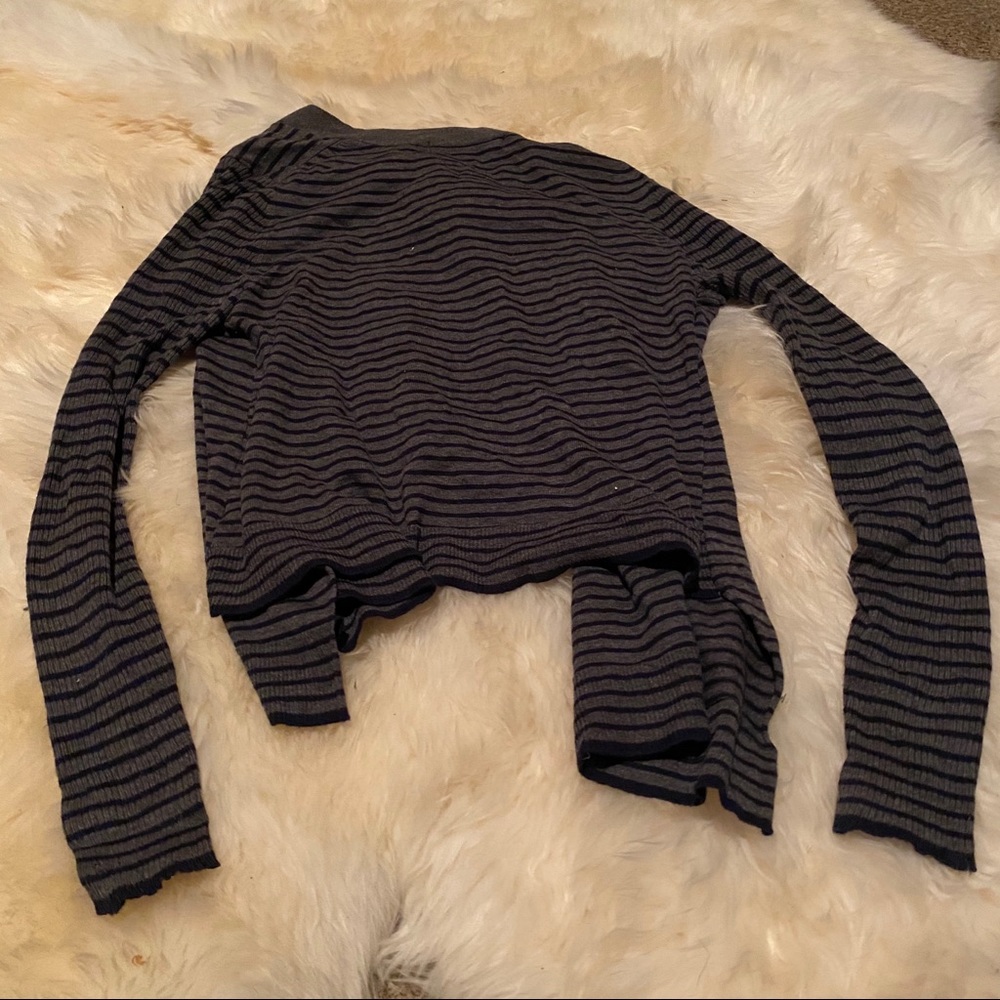 Cardigans - Picture 4 of 4